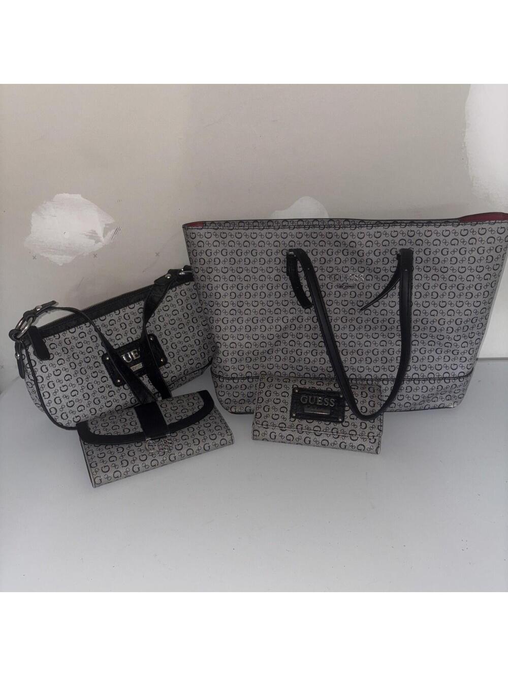 Guess Handbag, Purse And Shoulder Bag Collection